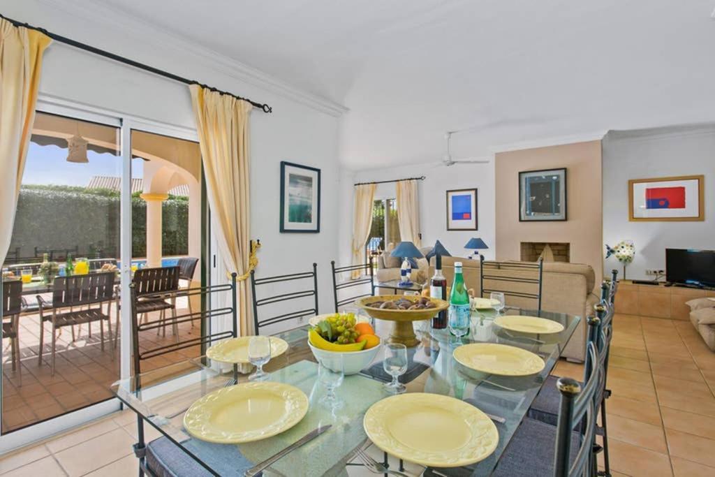Villa White Sands - Private Oasis, Heated Pool, Beaches & Strip Nearby Albufeira Exterior foto