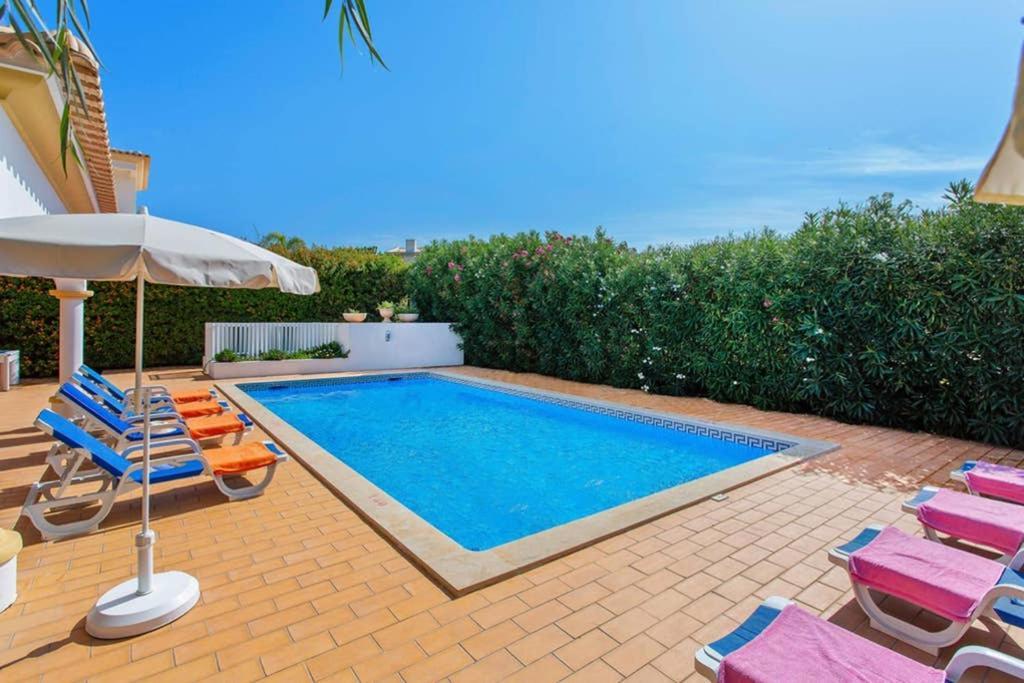 Villa White Sands - Private Oasis, Heated Pool, Beaches & Strip Nearby Albufeira Exterior foto